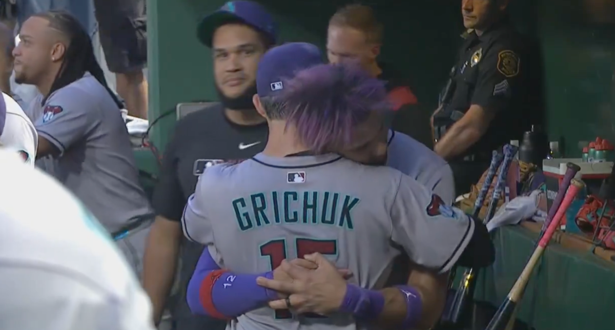 Eventful Saturday ends with the Royals making a trade for Randal Grichuk