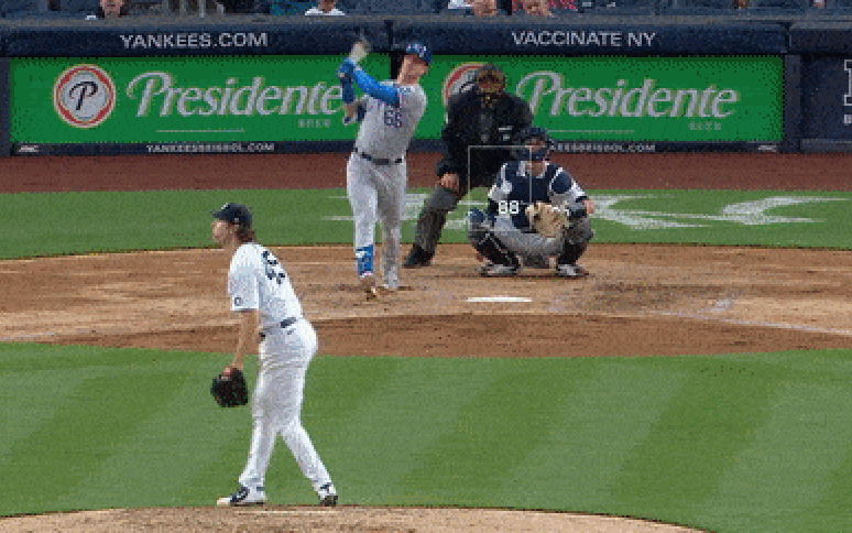 Royals fans bid Brohearn adieu