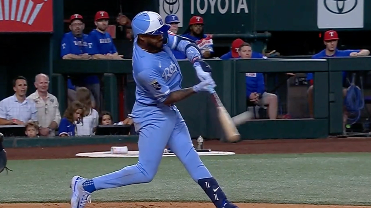 Maikel Garcia is having a good time