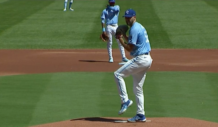 Locked in: Wacha and the Royals make a commitment to each other