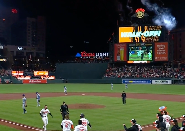 Heartbreak on the harbor