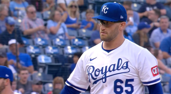 Cameron throws a scare into the Reds